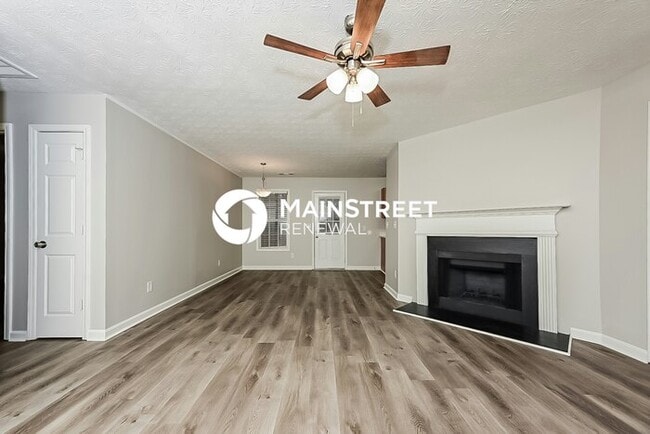 3 Bedroom Pet-Friendly Home in COVINGTON, GA with Main Street Renewal