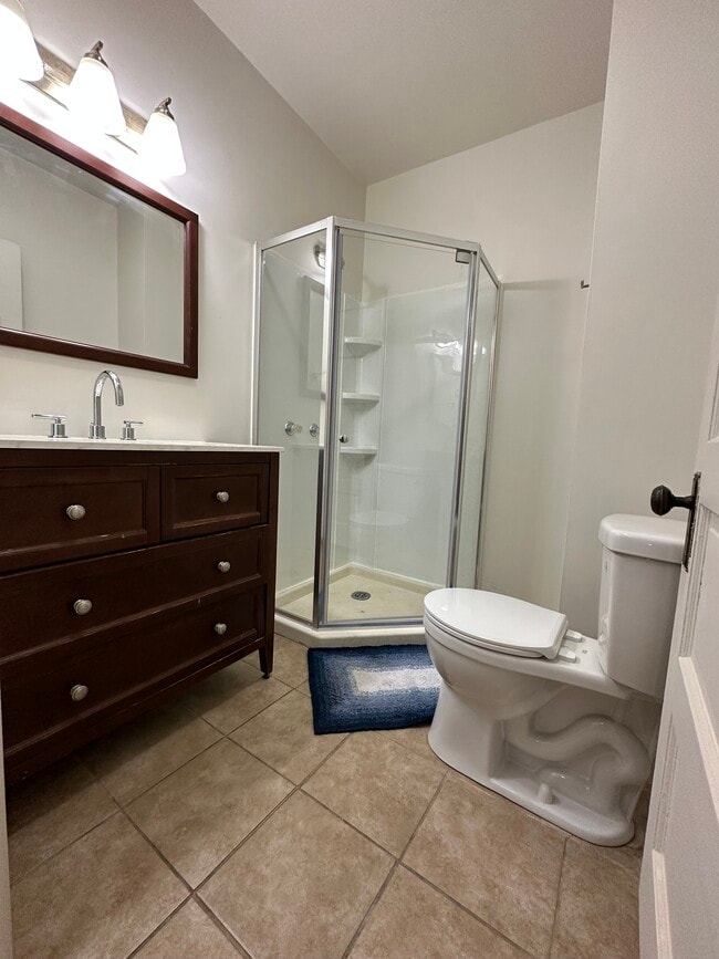 Photo - 40 Silver St Unit 2