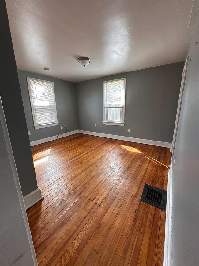 Photo - 503 N Delaware St