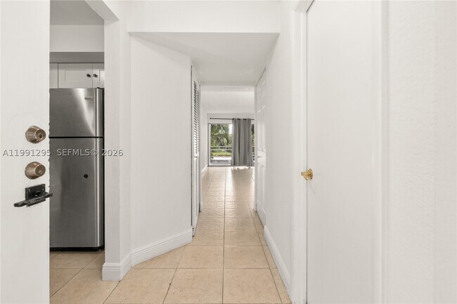 Photo - 4205 N University Dr Unit 205
