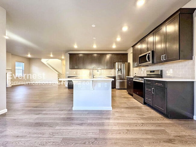 Photo - 10855 Hayloft St