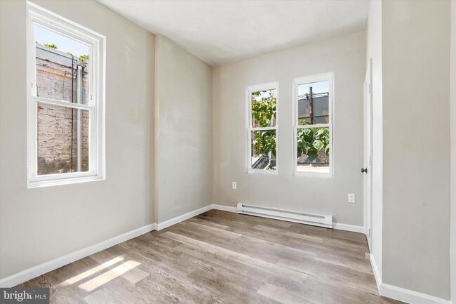 Photo - 3114 Custer St