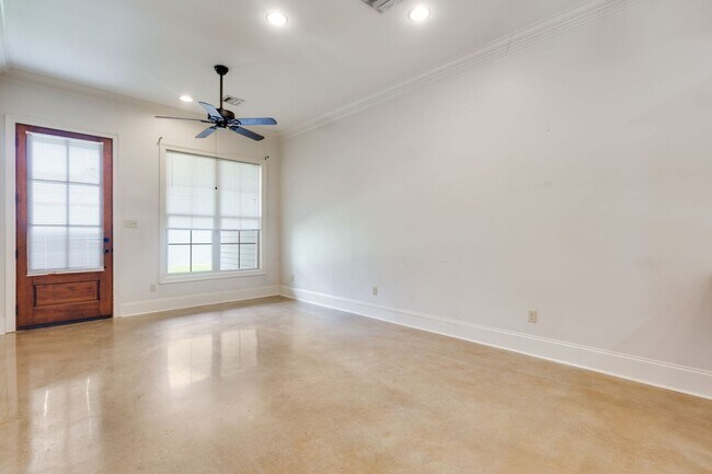 Photo - FOR RENT in LAFAYETTE!