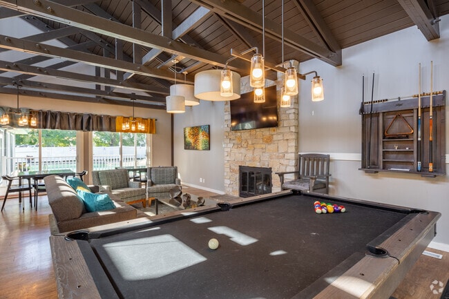 Casa club - Woodbury Place Apartments