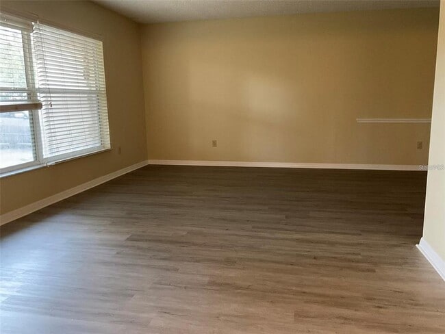 Photo - 7031 Hennepin Blvd