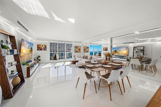 Photo - 2301 Collins Ave Unit 1209