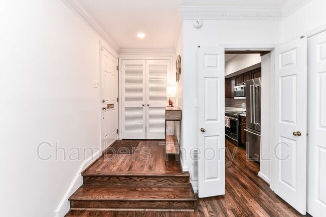 Photo - 509 S St Asaph St