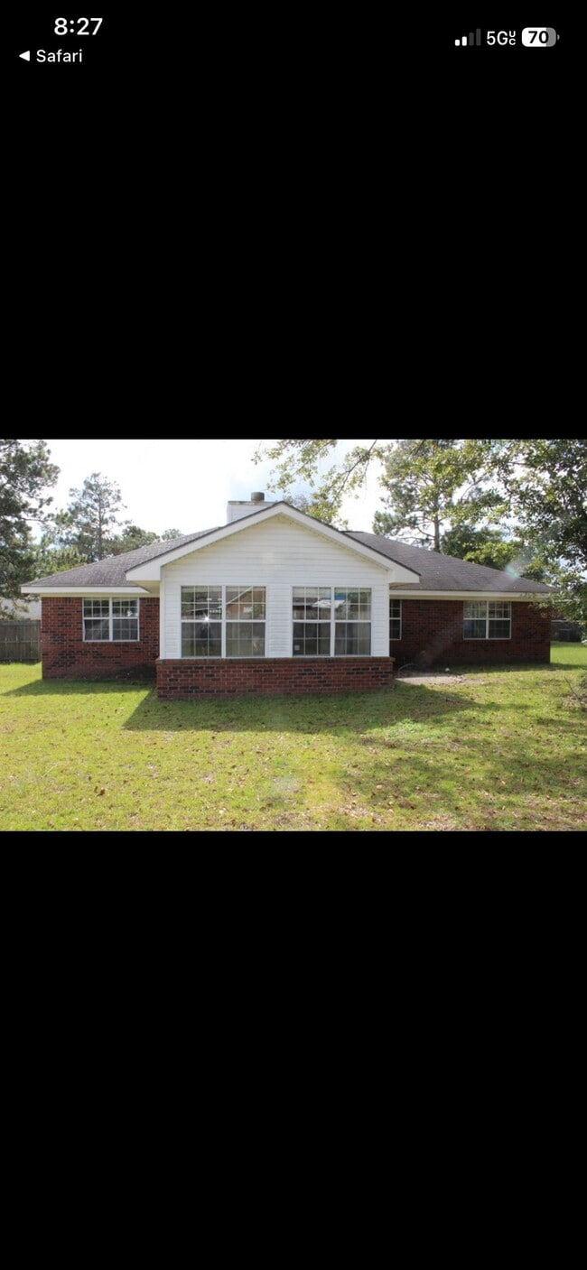 Photo - 559 McCumber Dr