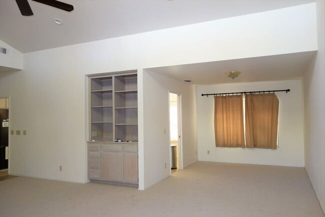 Photo - 105 Almond Dr