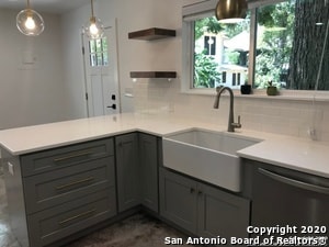 Photo - 423 W Woodlawn Ave