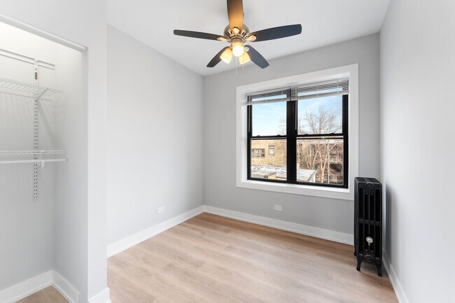 Photo - 1546 W Jonquil Terrace Unit 308