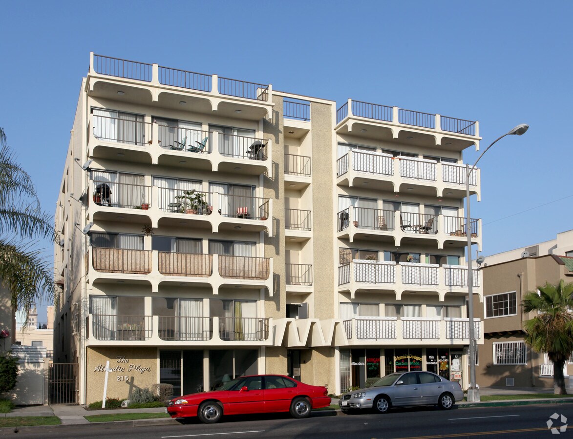 Photo - The Atlantic Plaza