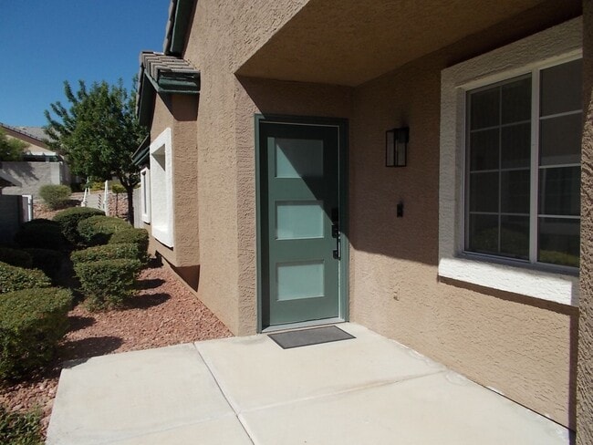 Photo - 519 Crimson View Pl