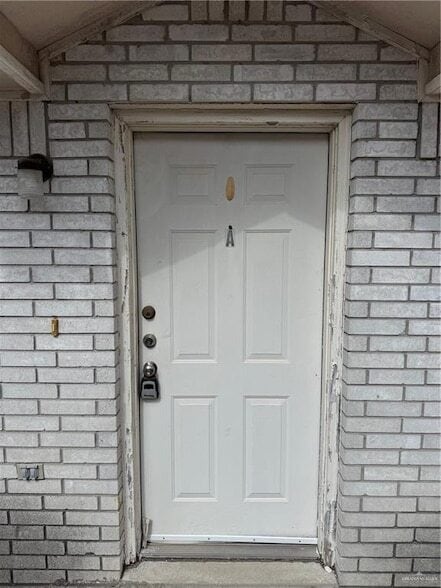 Building Photo - 1500 W Prosperity Dr Unit B