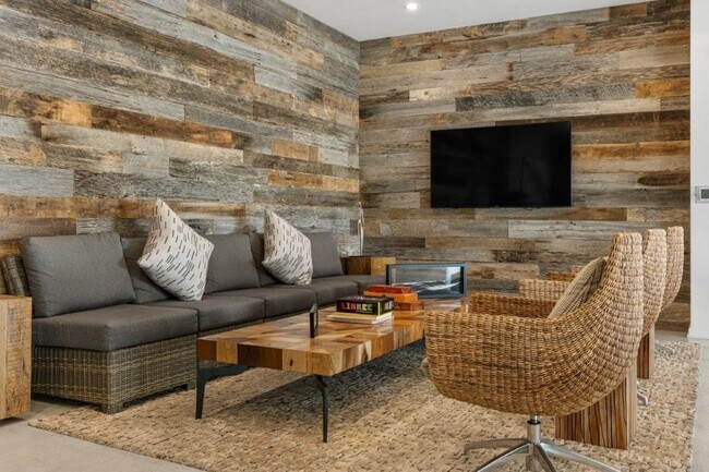 Photo - Palms Luxury Apartments