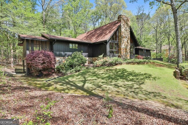 Photo - 115 Rolling Green