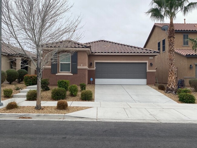 Building Photo - Wonderful 3 bed/3 bath home located in N. Las Vegas