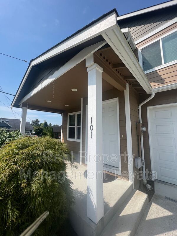 Building Photo - 289 15th St Unit 101