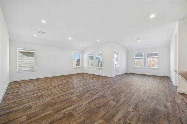 Photo - 4415 Russet Elm Ln