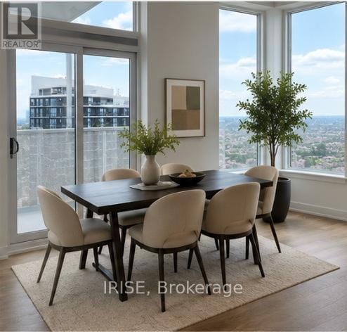 Photo - 5105 Hurontario St Unit PH05