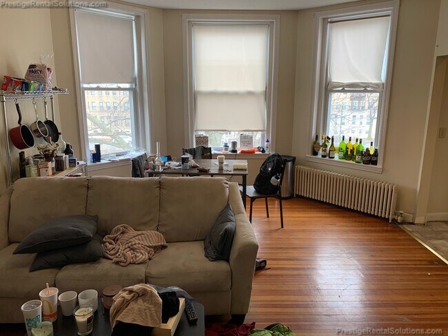 Photo - 1132 Commonwealth Ave Apartments Unit 10