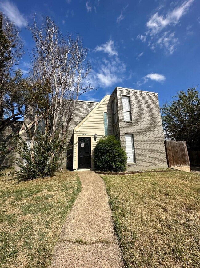 2160 Fleur De Lis Ct Rental For Rent in Arlington, TX