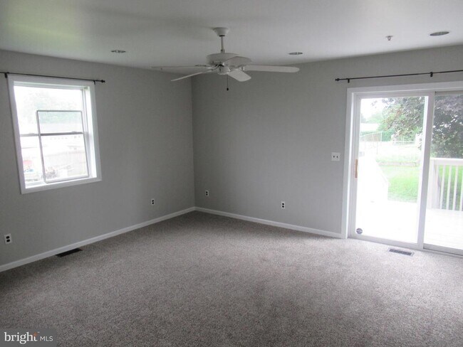 Photo - 436 Coates St