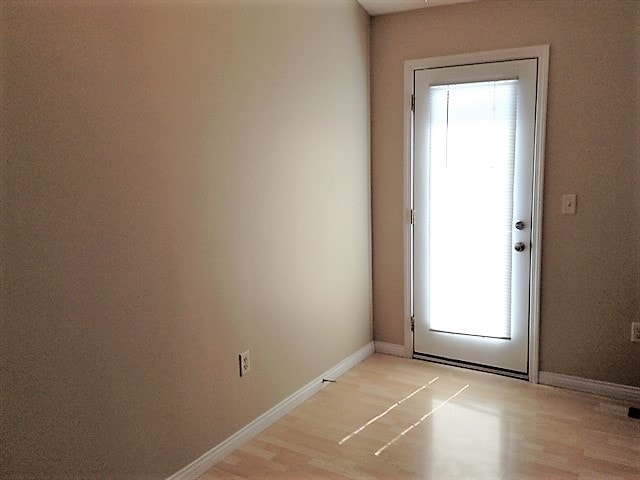 Photo - 689 Ackerly Dr