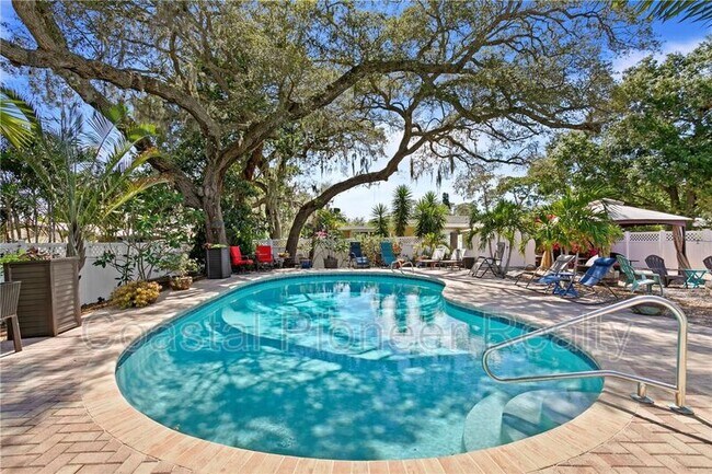 Photo - 232 Timberlane Dr