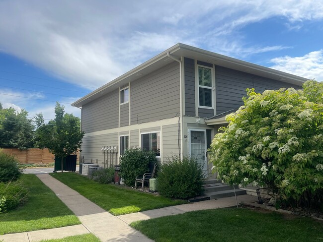 Charming 2-Bed, 2-Bath Condo in Prime Loca... - Charming 2-Bed, 2-Bath Condo in Prime Loca... Unit 226, Denver, CO 80224