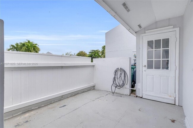 Photo - 10383 SW 209th Ln