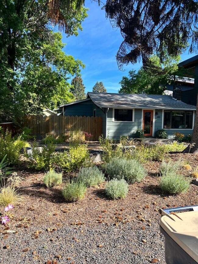 Photo - *Unfurnished* Charming, updated and walkab...