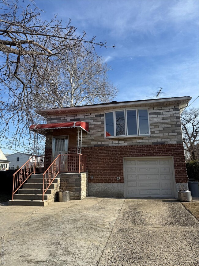 Building Photo - 97 Arlington Ave