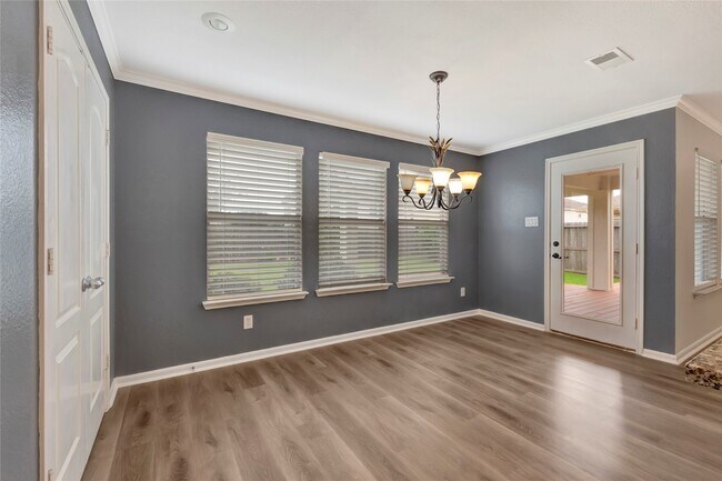 Photo - 3854 Clobourne Crossing Ln