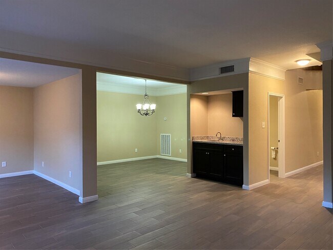 Photo - 12625 Memorial Dr