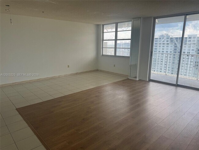 Photo - 2851 NE 183rd St Unit 2004E