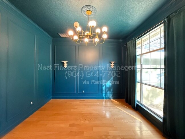 Photo - 424 Oak Pond Dr