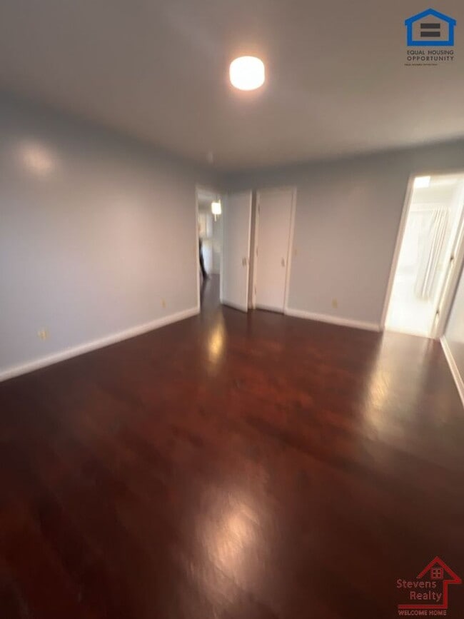 Photo - 1155 Carol Ln