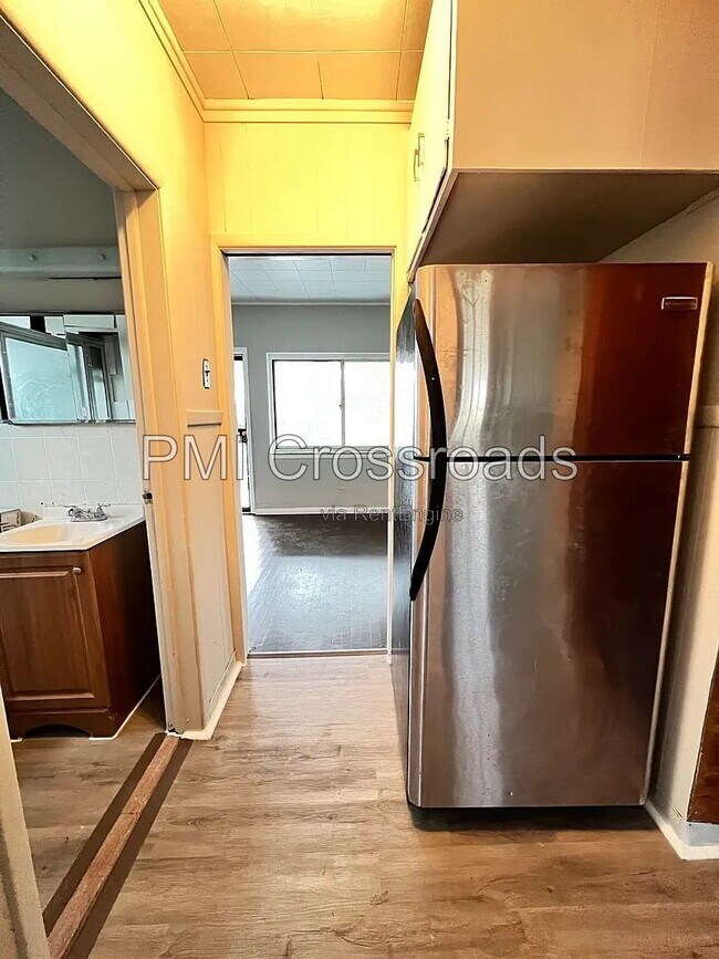Photo - 11109 Dove Ave