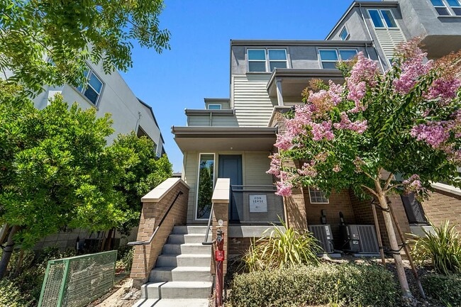 Building Photo - 1851 Dobbin Dr
