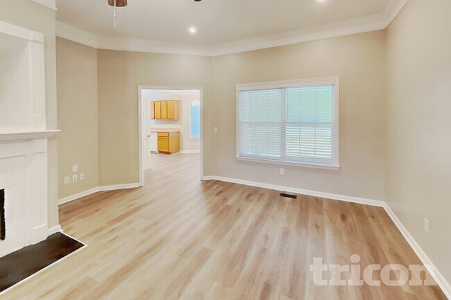 207 Towbridge Dr
