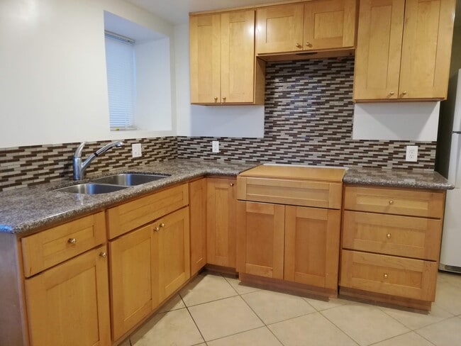 Photo - 839 Stoneyford Dr