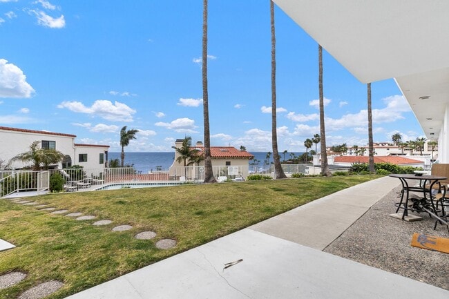 Photo - Ocean view Studio