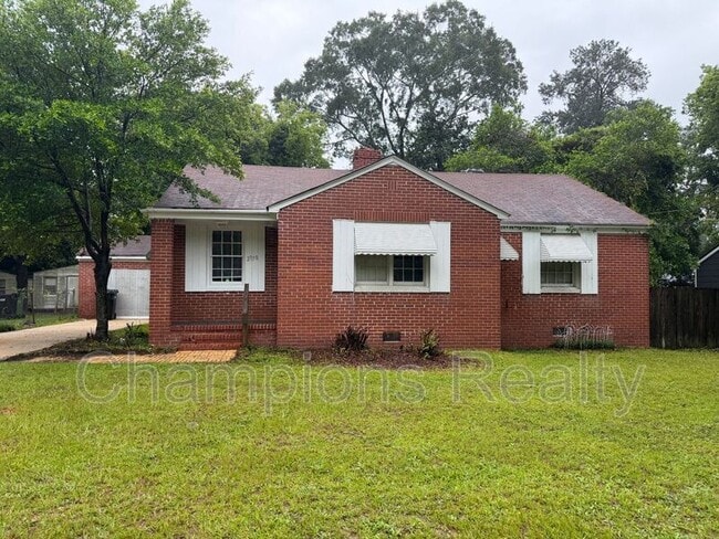 Building Photo - 2750 Mimosa St