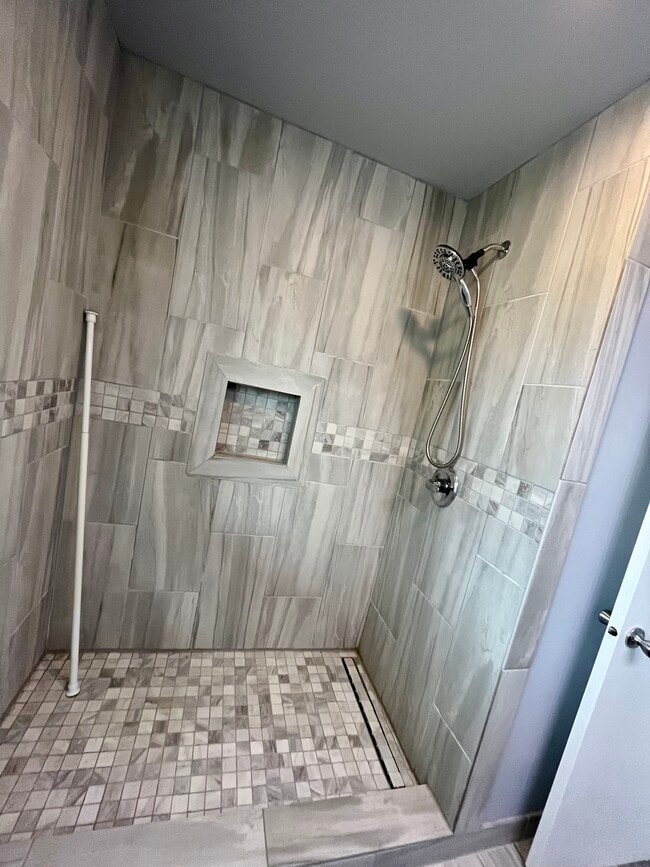 Photo - 2441 Norvell Rd