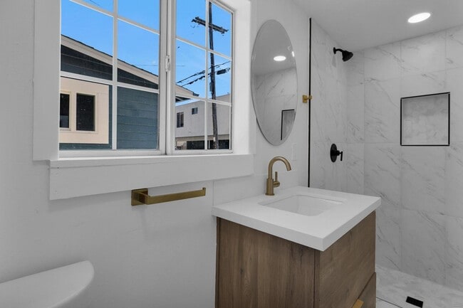 Photo - 4554 North Ave Unit 4552 #7