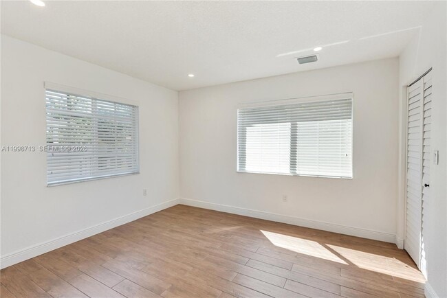 Photo - 1333 SW 16th St