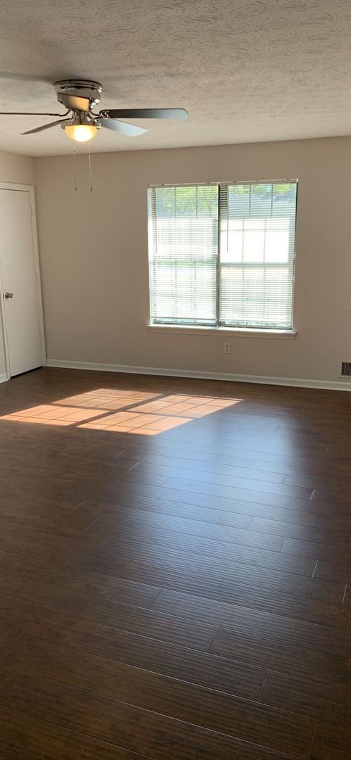 Photo - 3143 Dove Ct SW Unidad 3143 - B Dove Court