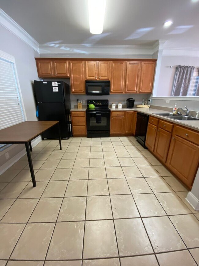 MoveIn Ready in Hampton Forest! Townhome Townhome Rental in Columbia SC