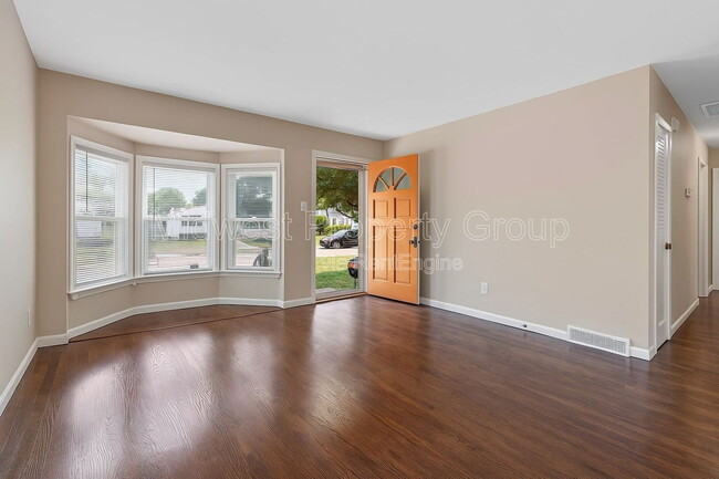 Building Photo - 10515 Prestwick Dr